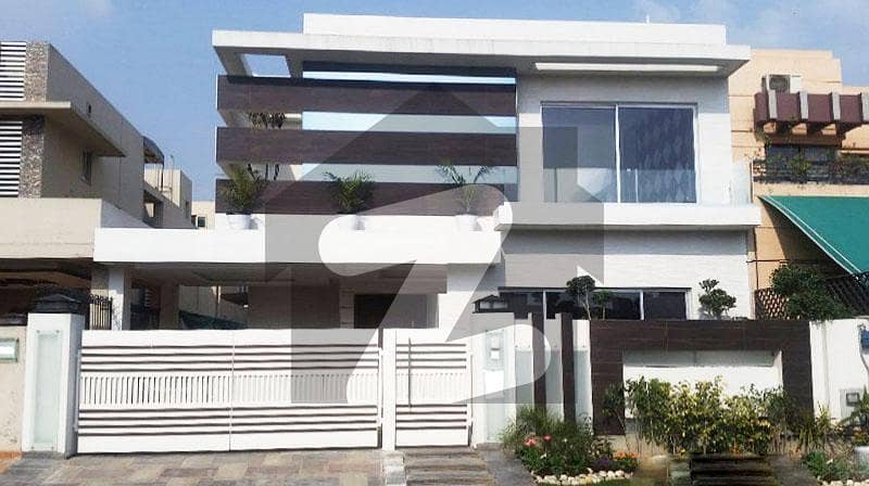 Owners Build Luxury 12 Marla 5 Beds Cottage Available For Sale In Bahria Town