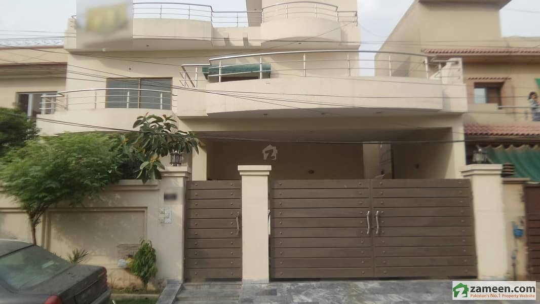Double Storey  House For Rent