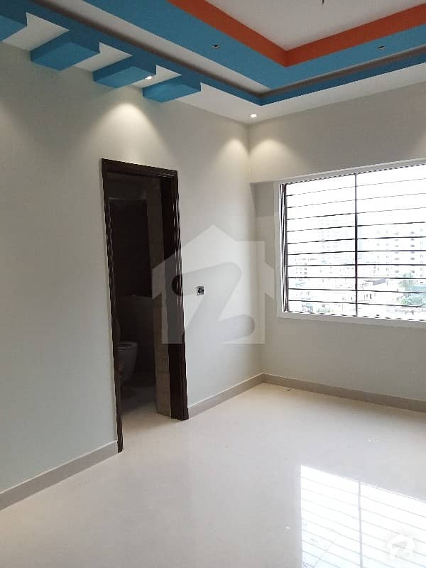High Raise Project Flat Available For Rent