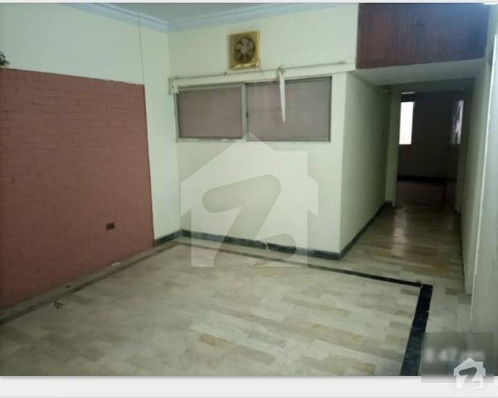 Chance Deal 3rd Floor Flat 3 Bed D/D For Sale