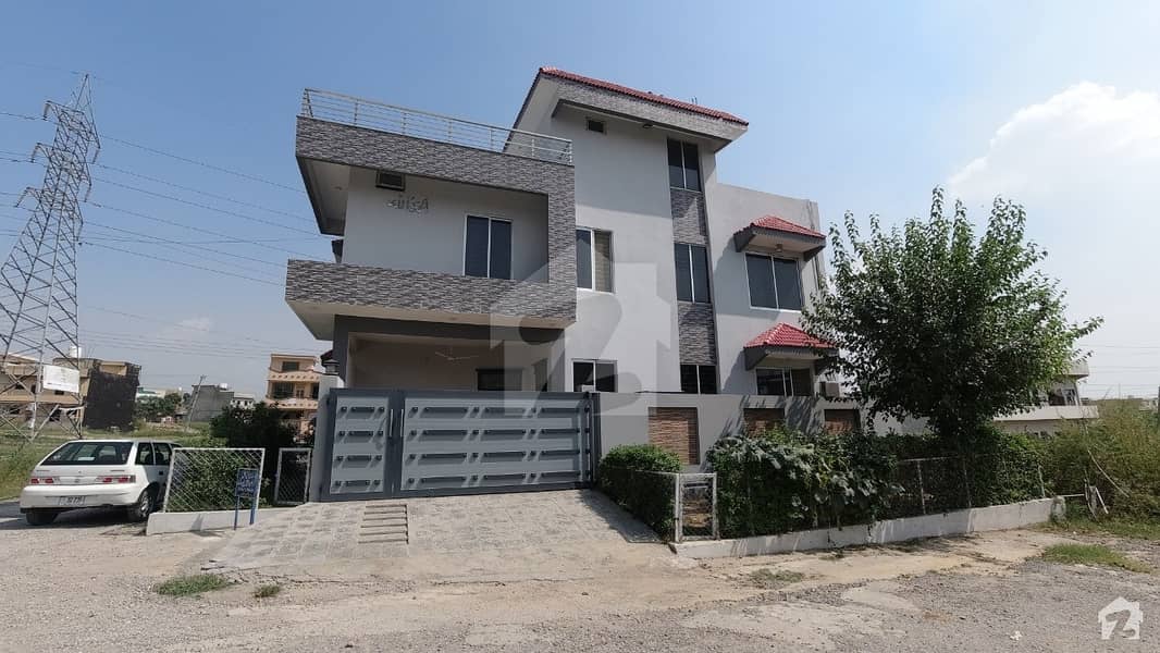 45x40 Double Storey House For Sale In I-14 Street 34 Islamabad