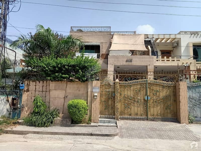 10 Marla House In Shadman Colony For Sale