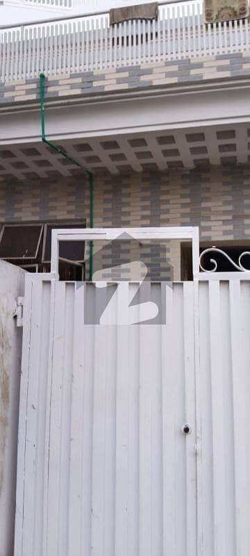 ڈی ایچ اے فیز 2 ڈیفنس (ڈی ایچ اے) لاہور میں 4 کمروں کا 10 مرلہ مکان 1 لاکھ میں کرایہ پر دستیاب ہے۔