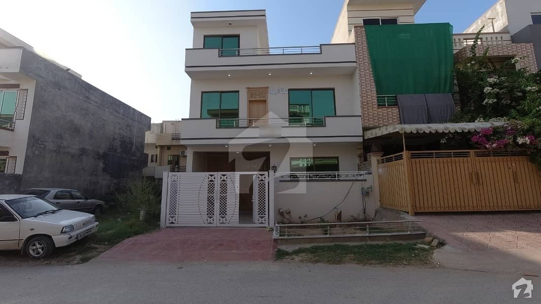 25x40 Double Storey House For Sale In G13/1 Islamabad