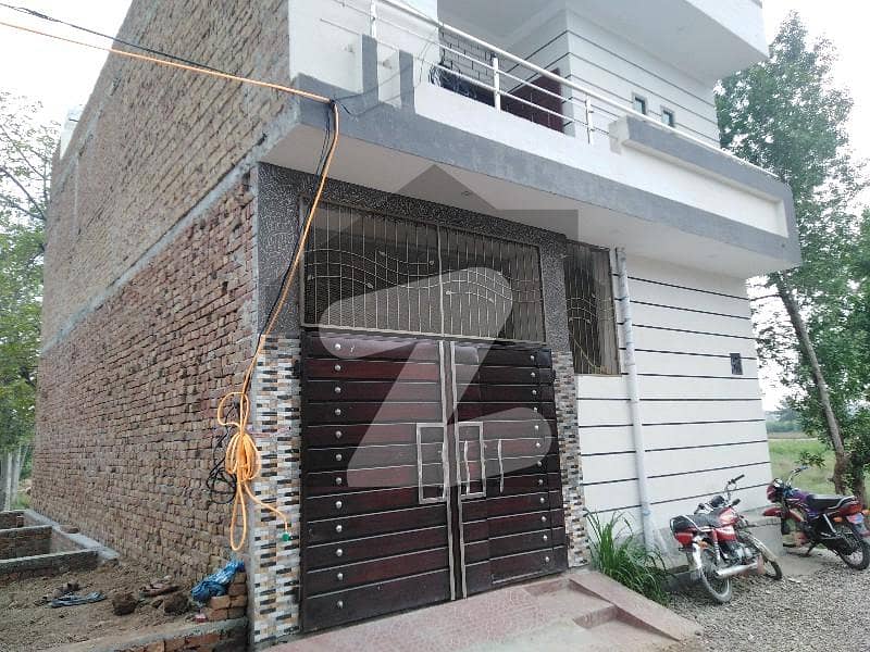 675 Sq Ft House In Safdar Colony For Sale
