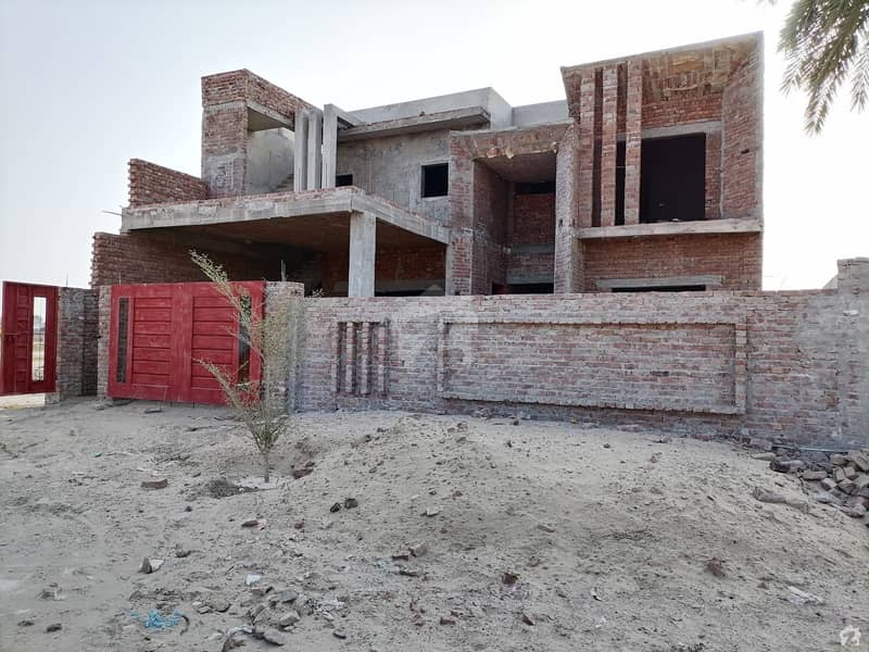 رائل بشیر گارڈن رحیم یار خان میں 18 مرلہ مکان 2 کروڑ میں برائے فروخت۔
