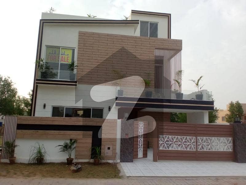 11 Marla Designer Finished House In Bahria Town Lahore