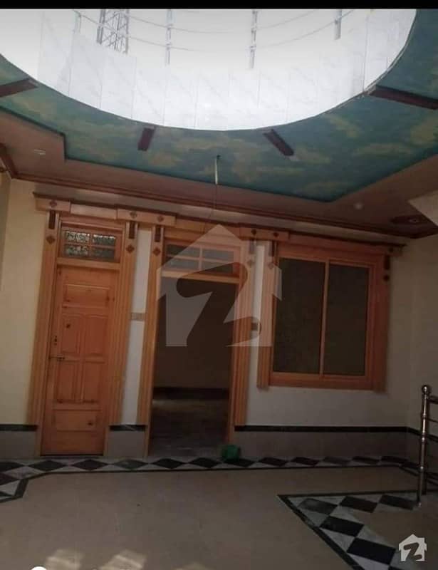 ڈلا زیک روڈ پشاور میں 7 کمروں کا 5 مرلہ مکان 1.4 کروڑ میں برائے فروخت۔