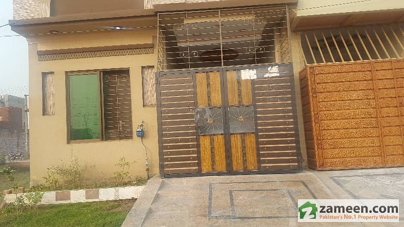 12 Marla beautiful New house with attractive Location for sale in Sukh Chayn Garden Lahore