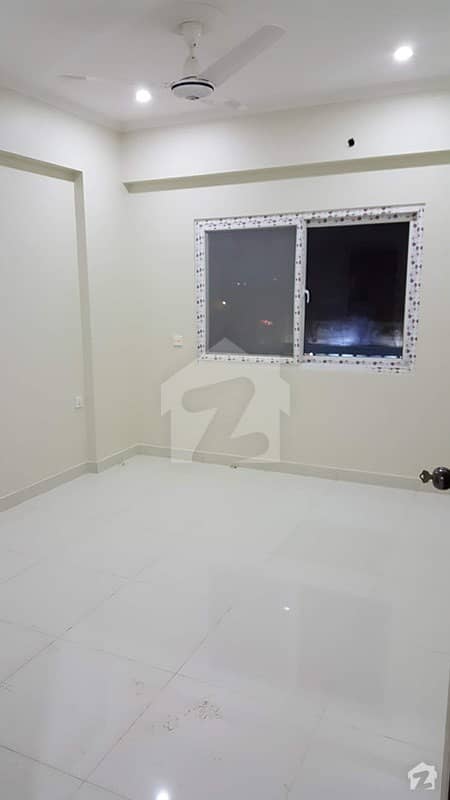 Full Floor Flat For Rent At Big Bukhari Commercial Phase 6