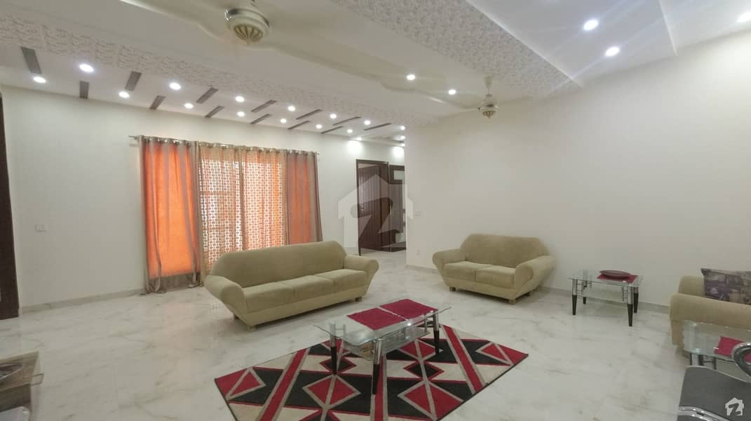 In Gulbahar Park House For Rent Sized 16 Marla