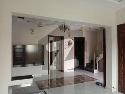 A Beautifull 21 Marla Full House Available For Rent In Gulbahar Park
