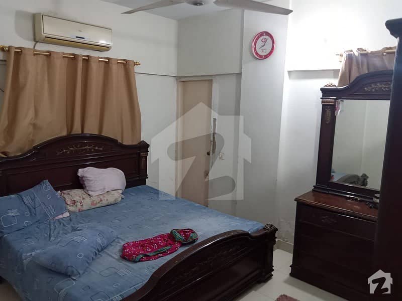 شادمان ٹاؤن - سیکٹر 14 / بی شادمان نارتھ ناظم آباد کراچی میں 2 کمروں کا 5 مرلہ فلیٹ 67 لاکھ میں برائے فروخت۔