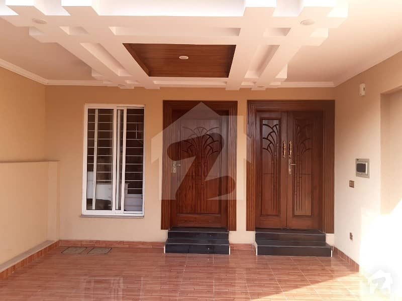 Brand New House 9 Marla For Sale
