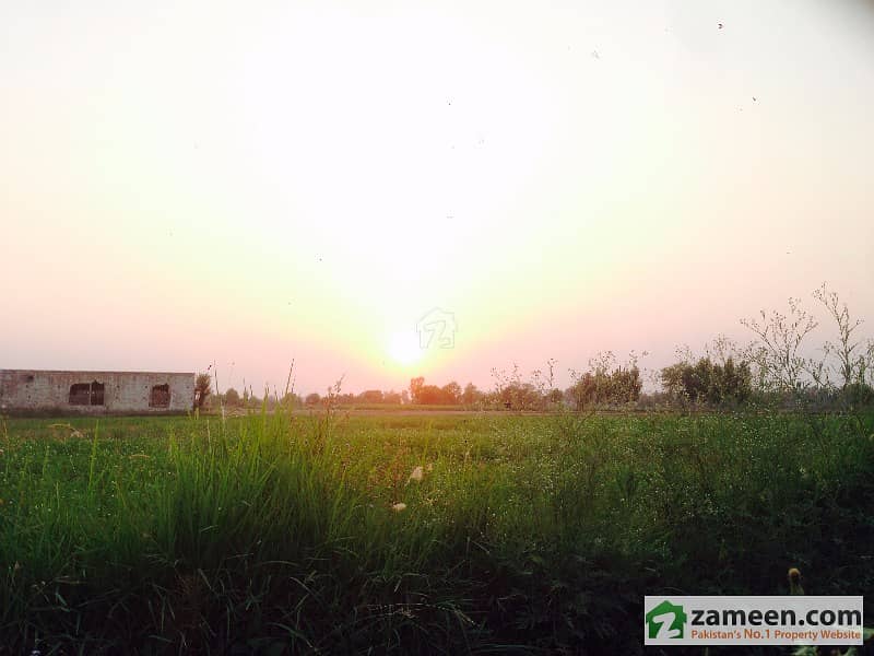 8 Kanal Farm House Land in Jati Umra near PM House Near Mian Mansa Farm House 8 Kanal Farm House Land in Jati Umra near PM House Near Mian Mansa Farm House