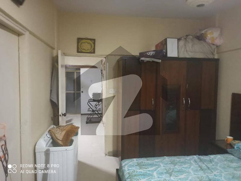 ابوالحسن اصفہا نی روڈ کراچی میں 3 کمروں کا 6 مرلہ فلیٹ 1.05 کروڑ میں برائے فروخت۔