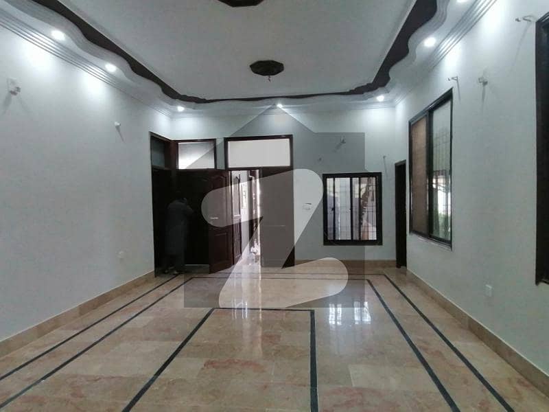 گلشنِ معمار - سیکٹر وائے گلشنِ معمار گداپ ٹاؤن کراچی میں 6 کمروں کا 8 مرلہ مکان 2.4 کروڑ میں برائے فروخت۔