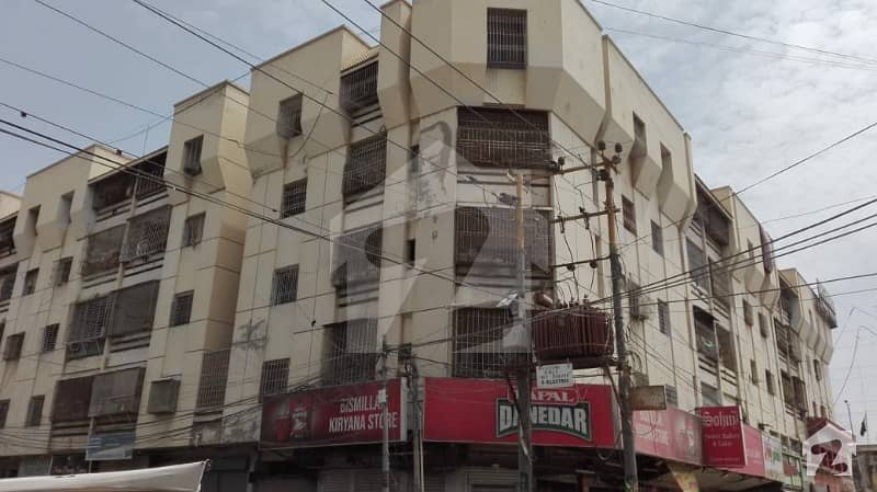 نارتھ کراچی - سیکٹر 11-C/1 نارتھ کراچی کراچی میں 2 کمروں کا 4 مرلہ فلیٹ 76 لاکھ میں برائے فروخت۔