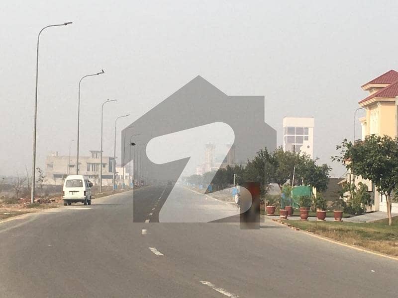 Dha Phase 5 Facing Penta Square 8 Marla Commercial Plot For Sale