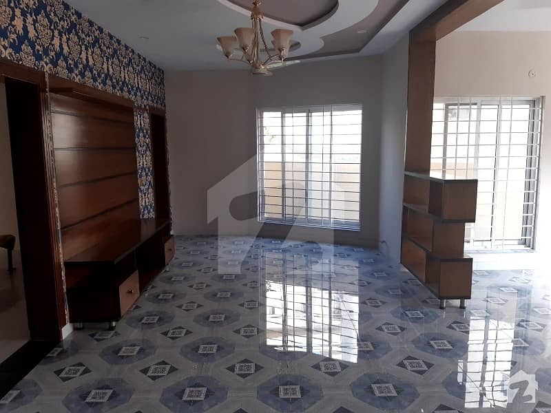 One Kanal Double Unit House For Sale