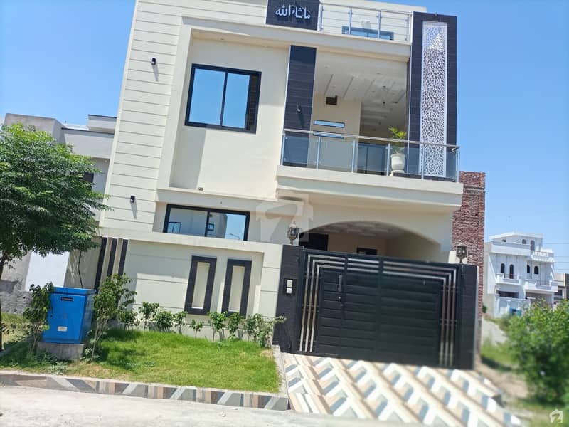 ڈی سی کالونی گوجرانوالہ میں 4 کمروں کا 5 مرلہ مکان 1.5 کروڑ میں برائے فروخت۔ ڈی سی کالونی گوجرانوالہ میں 4 کمروں کا 5 مرلہ مکان 1.5 کروڑ میں برائے فروخت۔