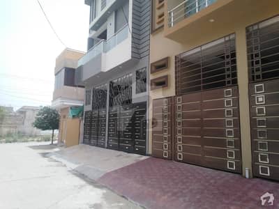 حیات آباد فیز 6 حیات آباد پشاور میں 7 کمروں کا 5 مرلہ مکان 2.9 کروڑ میں برائے فروخت۔ حیات آباد فیز 6 حیات آباد پشاور میں 7 کمروں کا 5 مرلہ مکان 2.9 کروڑ میں برائے فروخت۔