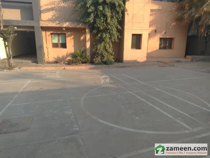 6 Kanal Commercial House For Rent 30 Car Parking