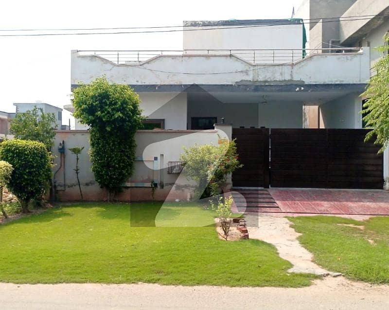 کینال گارڈن لاہور میں 4 کمروں کا 12 مرلہ مکان 1.85 کروڑ میں برائے فروخت۔