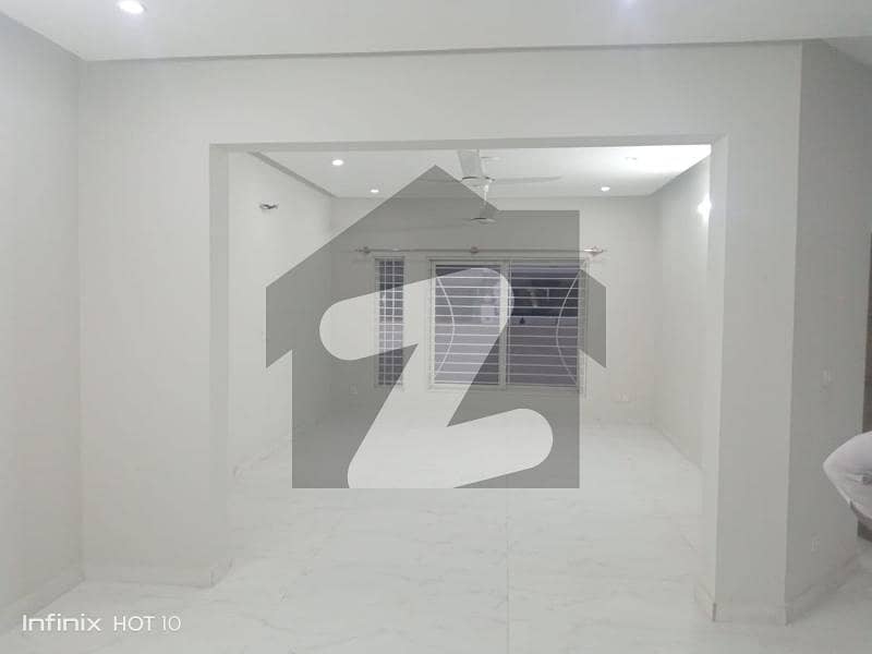 Brand New House Availebale For Rent