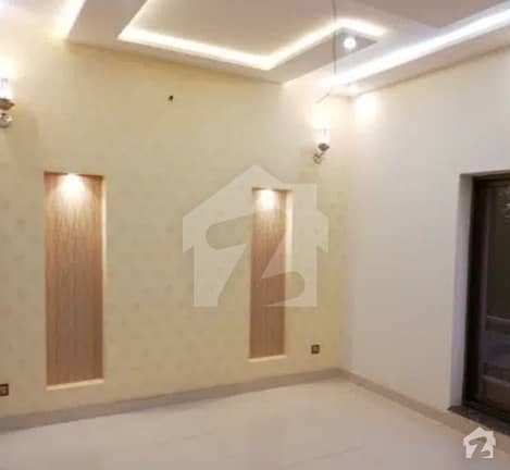 Beautiful Vip 5 Marla Upper Portion Is Available For Rent In Sabzazar J Block Lahore
