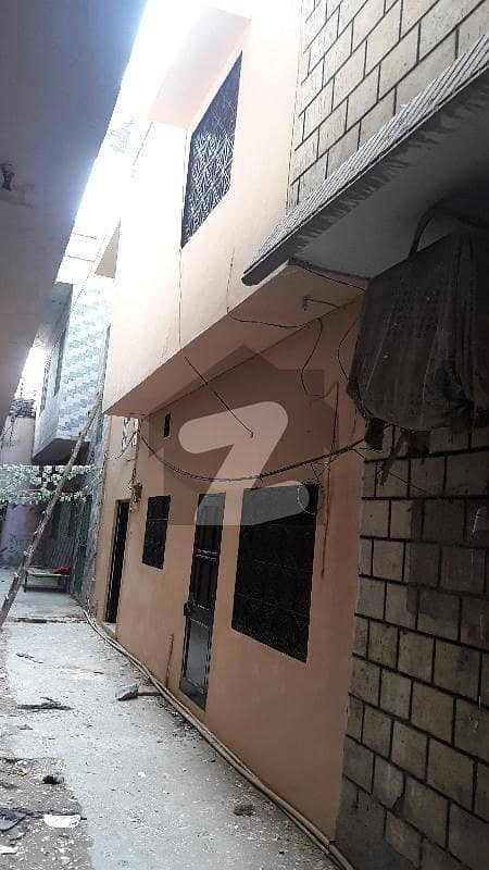 House Sized 900 Square Feet In Pasrur Road