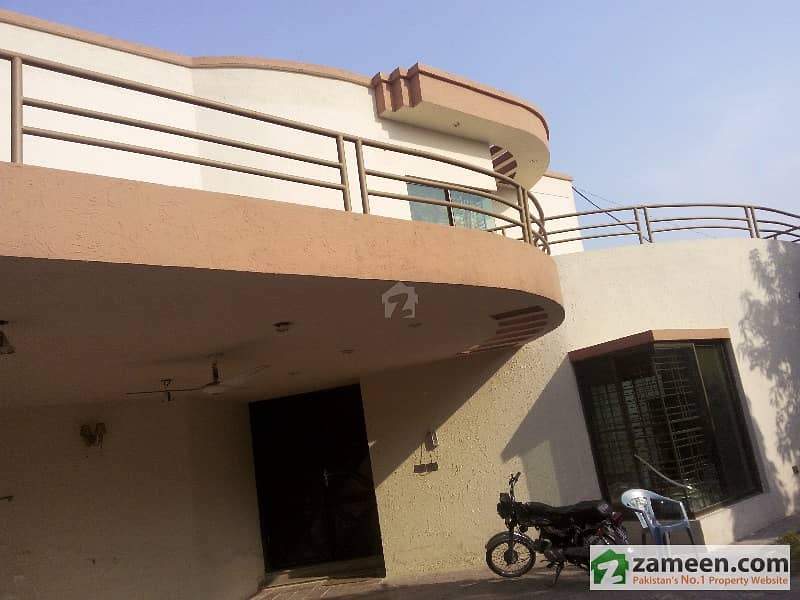 1 Kanal Beautiful House For Sale In DHA Phase 3 Block Z