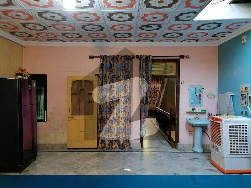 فقیر آباد زریاب کالونی پشاور میں 6 کمروں کا 5 مرلہ مکان 1.55 کروڑ میں برائے فروخت۔