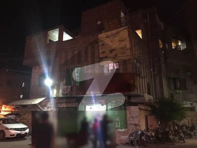 سیدن شاہ کالونی لاہور میں 7 کمروں کا 4 مرلہ مکان 1.35 کروڑ میں برائے فروخت۔