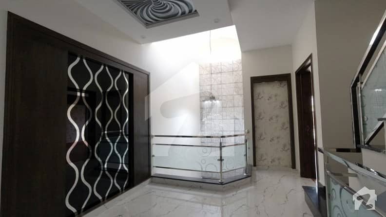 ای ایم ای سوسائٹی ۔ بلاک ای ای ایم ای سوسائٹی لاہور میں 5 کمروں کا 1 کنال مکان 4.5 کروڑ میں برائے فروخت۔