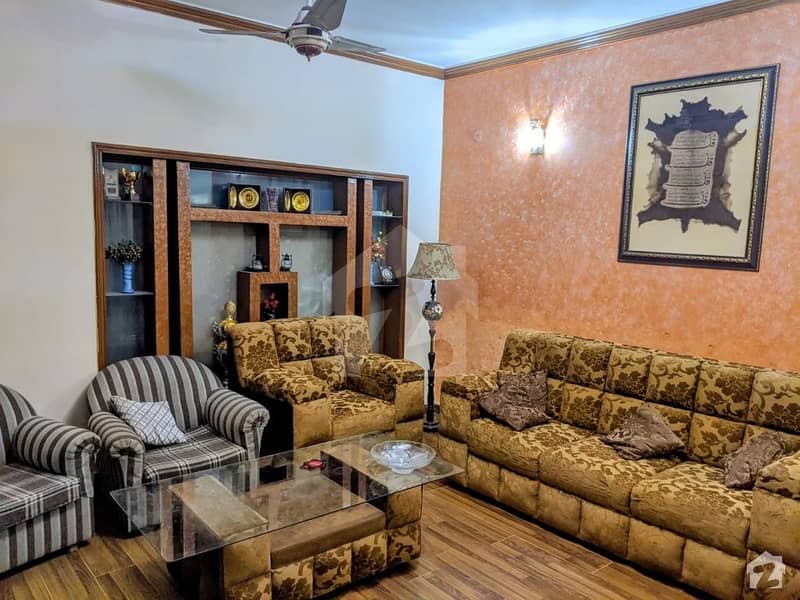 10 Marla House In The Perfect Location Of Alfalah Town Available