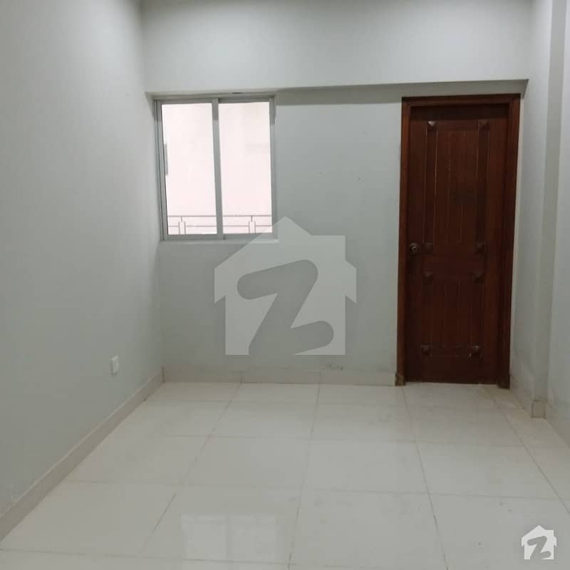 1050 Square Feet Flat Available For Sale In Ittehad Commercial Area, Karachi