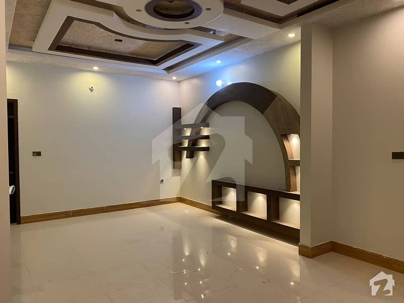گلشنِ معمار - سیکٹر ڈبلیو گلشنِ معمار گداپ ٹاؤن کراچی میں 10 کمروں کا 1.2 کنال مکان 7.5 کروڑ میں برائے فروخت۔