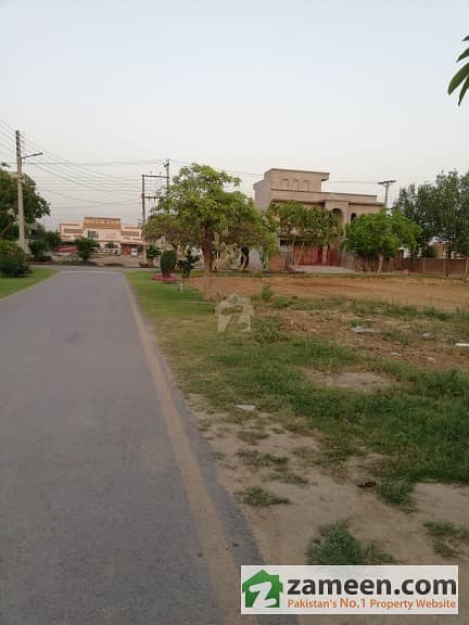 2 Marla Corner Commercial Plot For Sale Block H In Canal Gardens Lahore