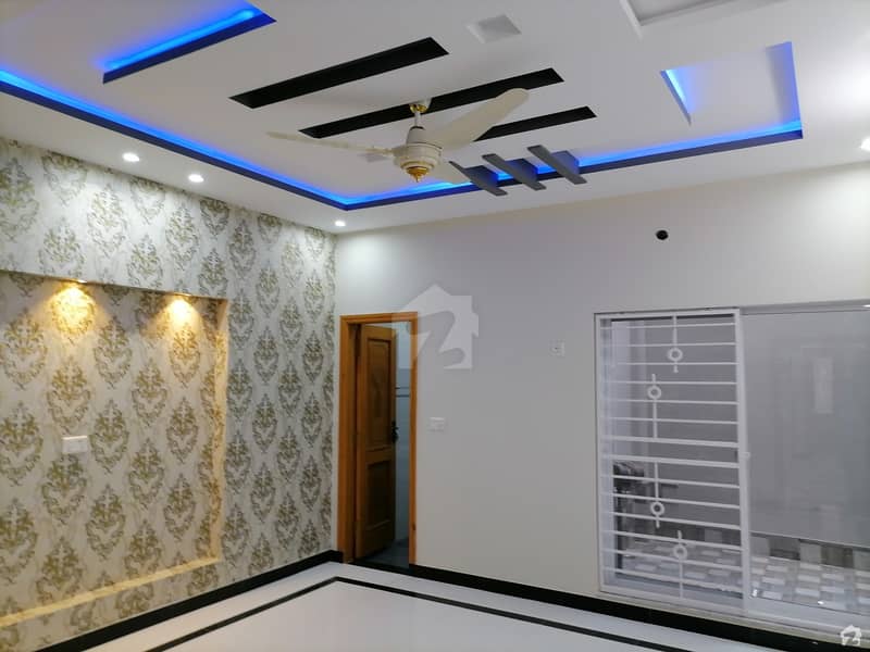 ملٹری اکاؤنٹس ہاؤسنگ سوسائٹی لاہور میں 5 کمروں کا 10 مرلہ مکان 2.35 کروڑ میں برائے فروخت۔