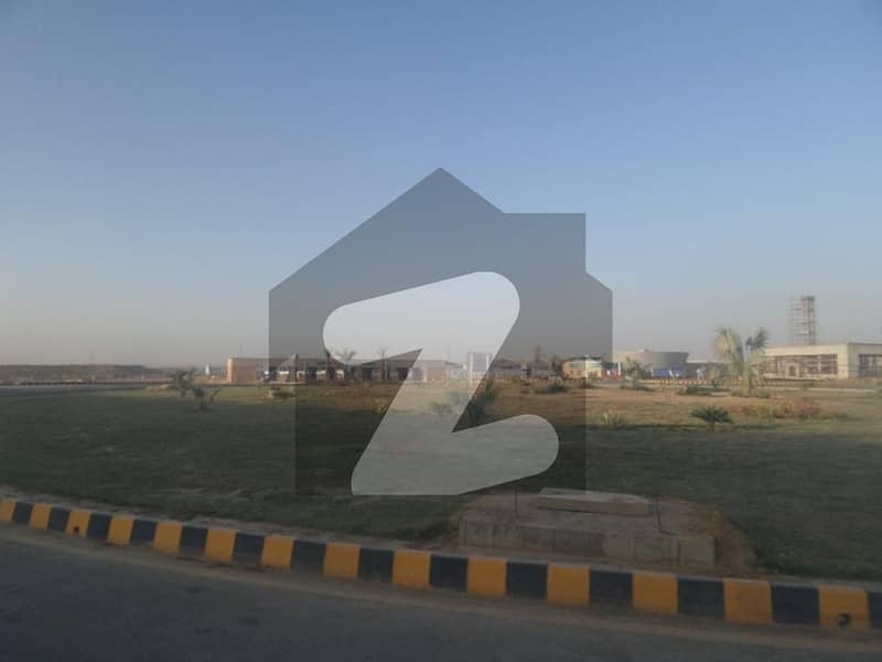 200 Sq Yds Commercial Plot For Sale Sector 10-d C-4 Reasonable Demand