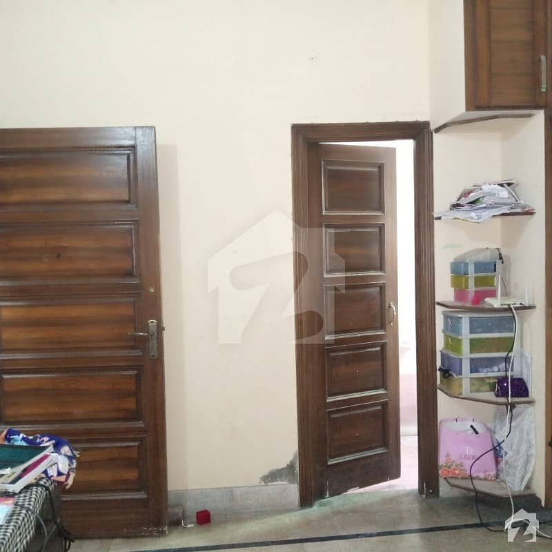 Officer Colony 1 Susan Road  5 Marla Double Storey House For Rent