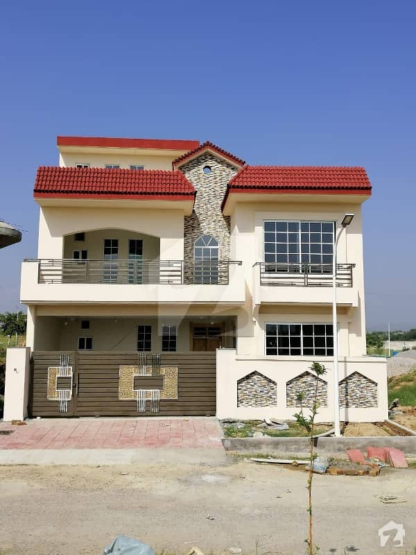 Gulberg House Sized 2250 Square Feet Gulberg House Sized 2250 Square Feet