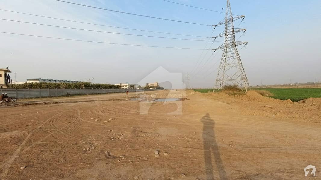 Corner Residential Plot For Sale At Prime Location In Low Price at Islamabad