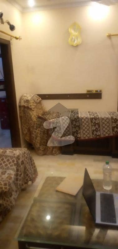 Amazing 2 Bed Flat For Sale In Nishat Commercial