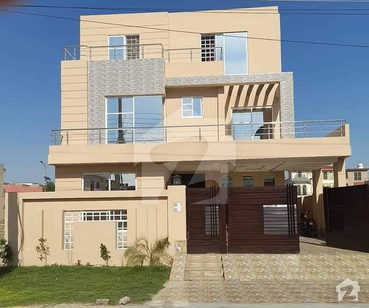 10 Marla Brand New House For Sale In Best Location Of Central Park Housing Society, Ferozepur Road, Lahore.