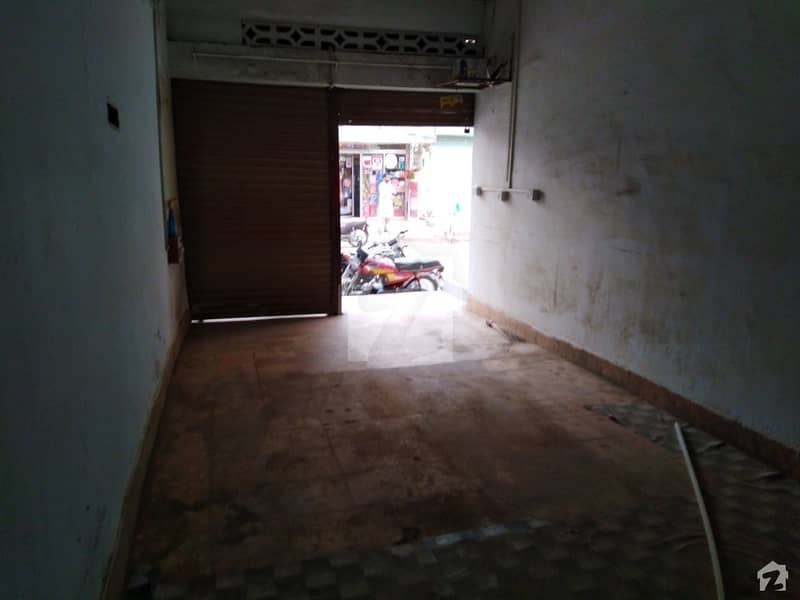 Shop Sized 250 Square Feet In DHA Defence