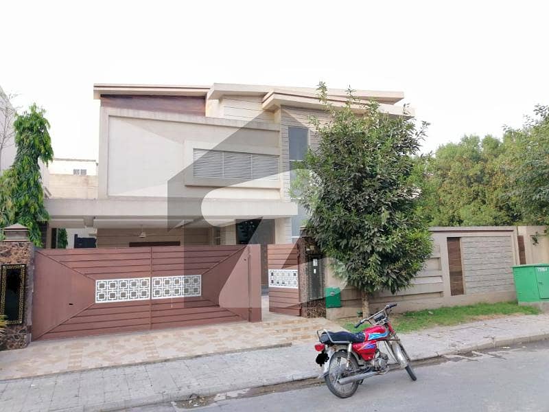 A Beautiful 1 Kanal Semi Furnished House For Sale In Overseas A Bahria Town Lahore