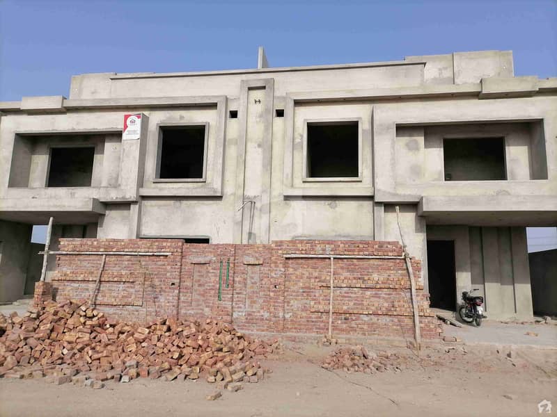 رائل بشیر گارڈن رحیم یار خان میں 8 مرلہ مکان 1.15 کروڑ میں برائے فروخت۔