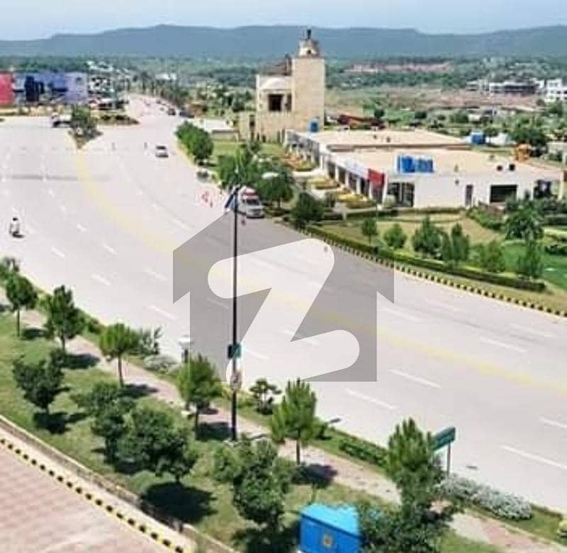 Highly-Coveted 5400 Square Feet Commercial Plot Is Available In Bahria Enclave - Sector C1 For Sale